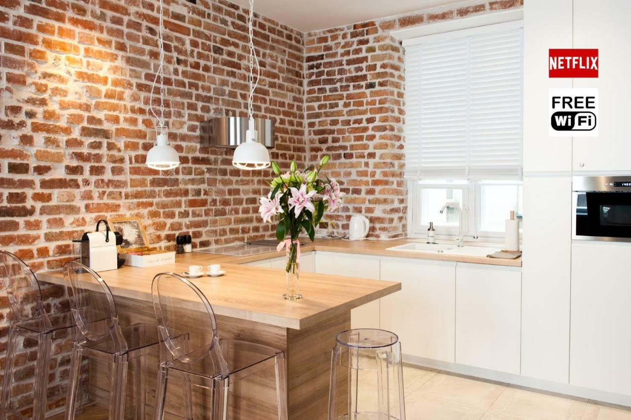 Red Brick Old Town Apartment Warszawa Eksteriør billede